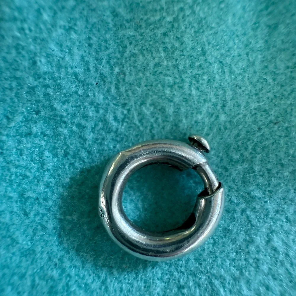 Tiffany Sterling silver clasping ring - Picture 4 of 5